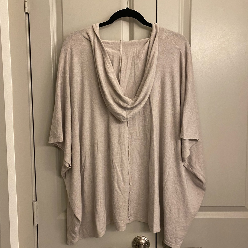 Beige Hooded Poncho Sweater Top Size S/M - Picture 5 of 6